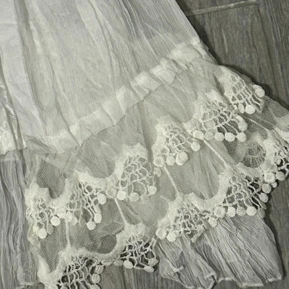 LIKE NEW! Women's Elena Wang Sheer Boho Layered Top - MEDIUM - Picture 6 of 13